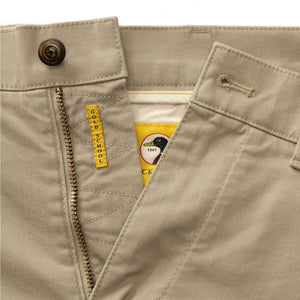 DUCK HEAD Men's Shorts Duck Head 7" Gold School Chino Short || David's Clothing