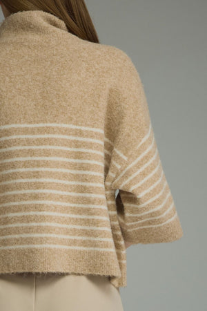 ENTRO INC Women's Sweater Stripe Short Sleeve Knit Top