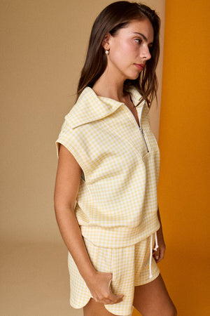 PAPER MOON Women's Set Gingham Quarter Zip Sleeveless Set