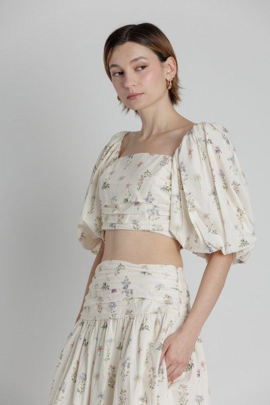 AUREUM Women's Top Shirred Floral Crop Top