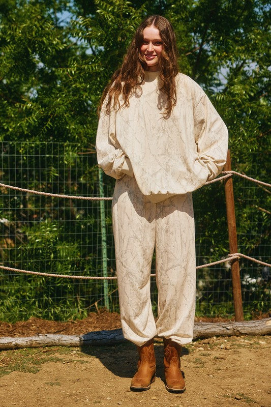 BUCKET LIST Women's Top Camouflage Oversized Mock Neck Sweatshirt