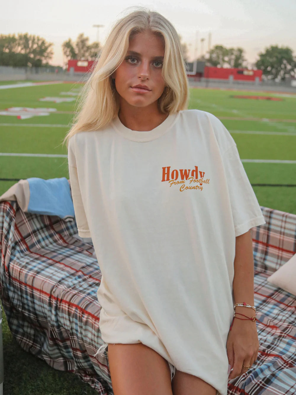 CHARLIE SOUTHERN Women's Top Charlie Southern Howdy Football Tee