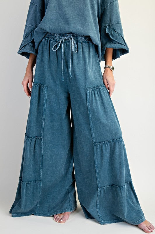EASEL Women's Pants Mineral Washed Tiered Pants || David's Clothing