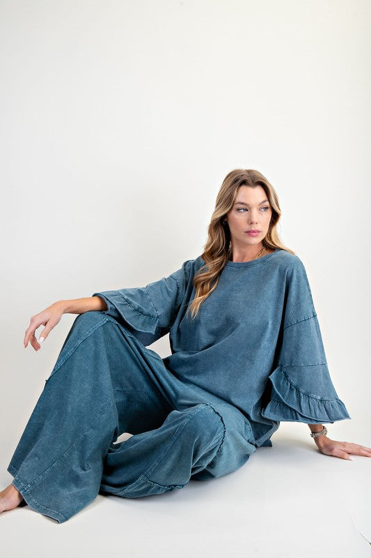 EASEL Women's Pants Mineral Washed Tiered Pants || David's Clothing