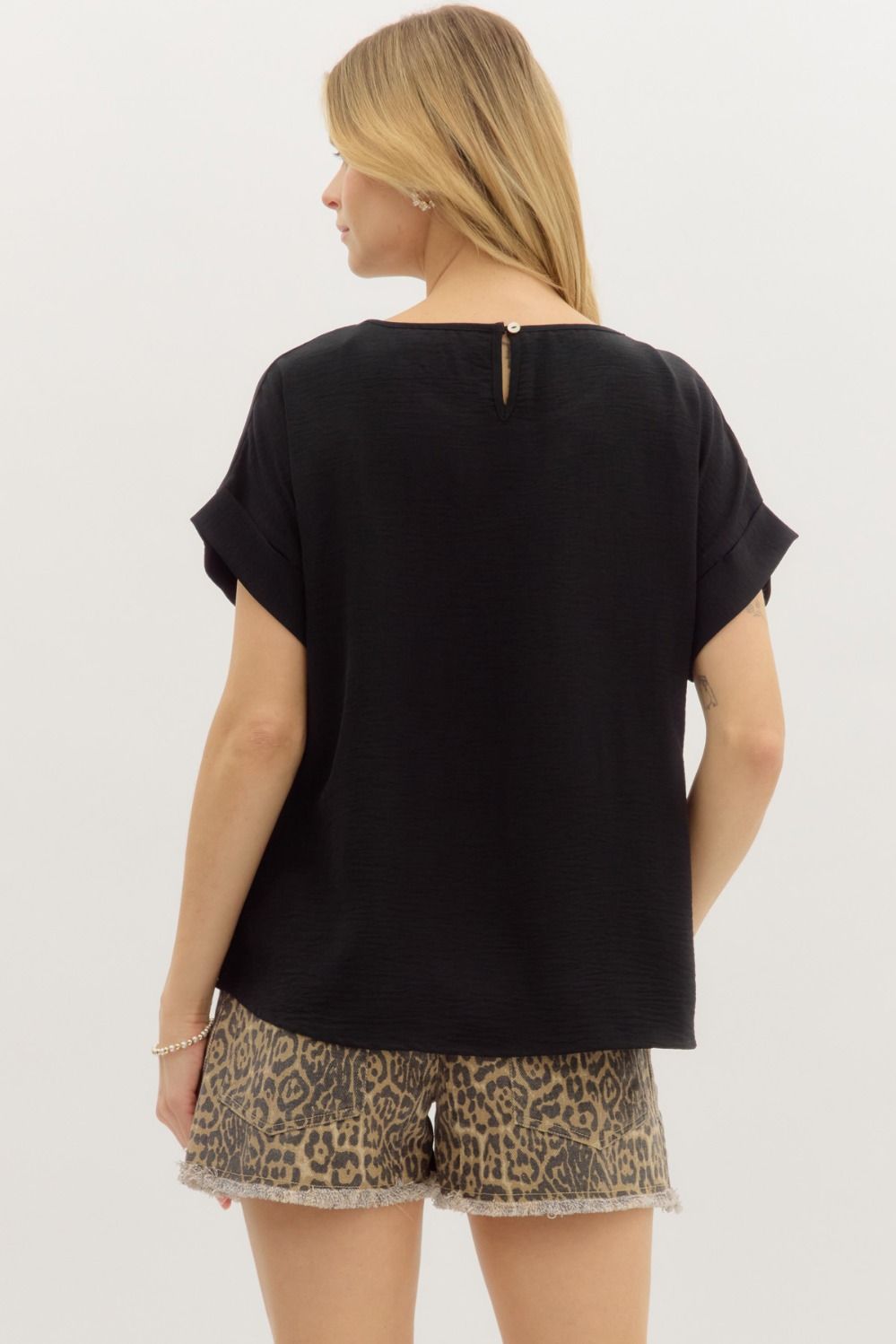 ENTRO INC Women's Top 1 - need pics of camel - Round Neck Short Sleeve Roll-Up Top