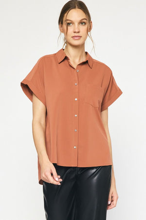 ENTRO INC Women's Top CLAY / S Solid Button Down Collared Top || David's Clothing T21244