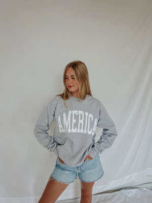 FRIDAY AND SATUR Women's Sweater Friday + Saturday America Throwback Sweatshirt || David's Clothing