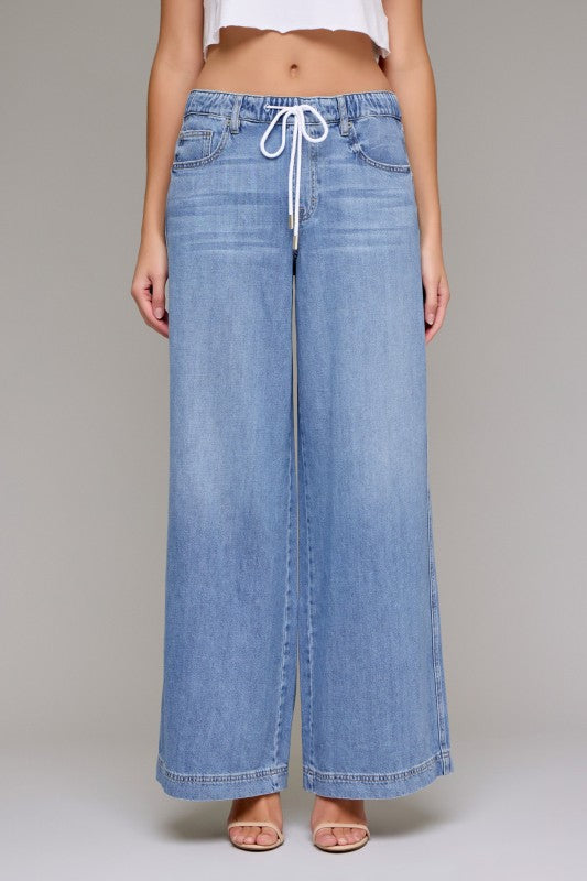 HIDDEN JEANS Women's Jeans Hidden Jeans Light Wash Super Soft Elastic Waistband Wide Leg