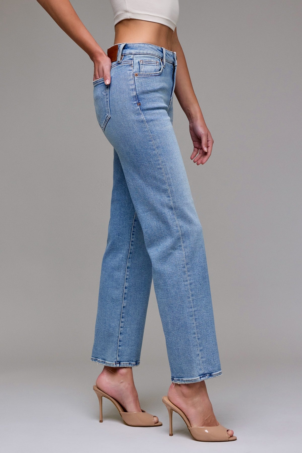 HIDDEN JEANS Women's Jeans Hidden Jeans Vintage Wash Stretch Mid Rise Classic Straight