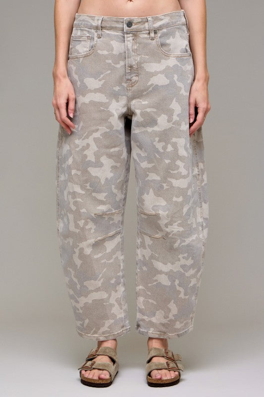 HIDDEN JEANS Women's Jeans Tan Camo Cropped Barrel Jean
