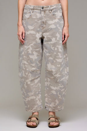 HIDDEN JEANS Women's Jeans Tan Camo Cropped Barrel Jean