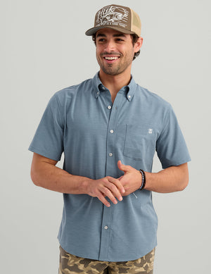 HUK FISHING Men's Sport Shirt STORM BLUE / S Huk Kona Button-Down H1500154415