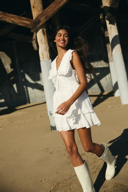 LELIS COLLECTION Women's Dresses Sleeveless V-neck Collared Eyelet Mini Dress