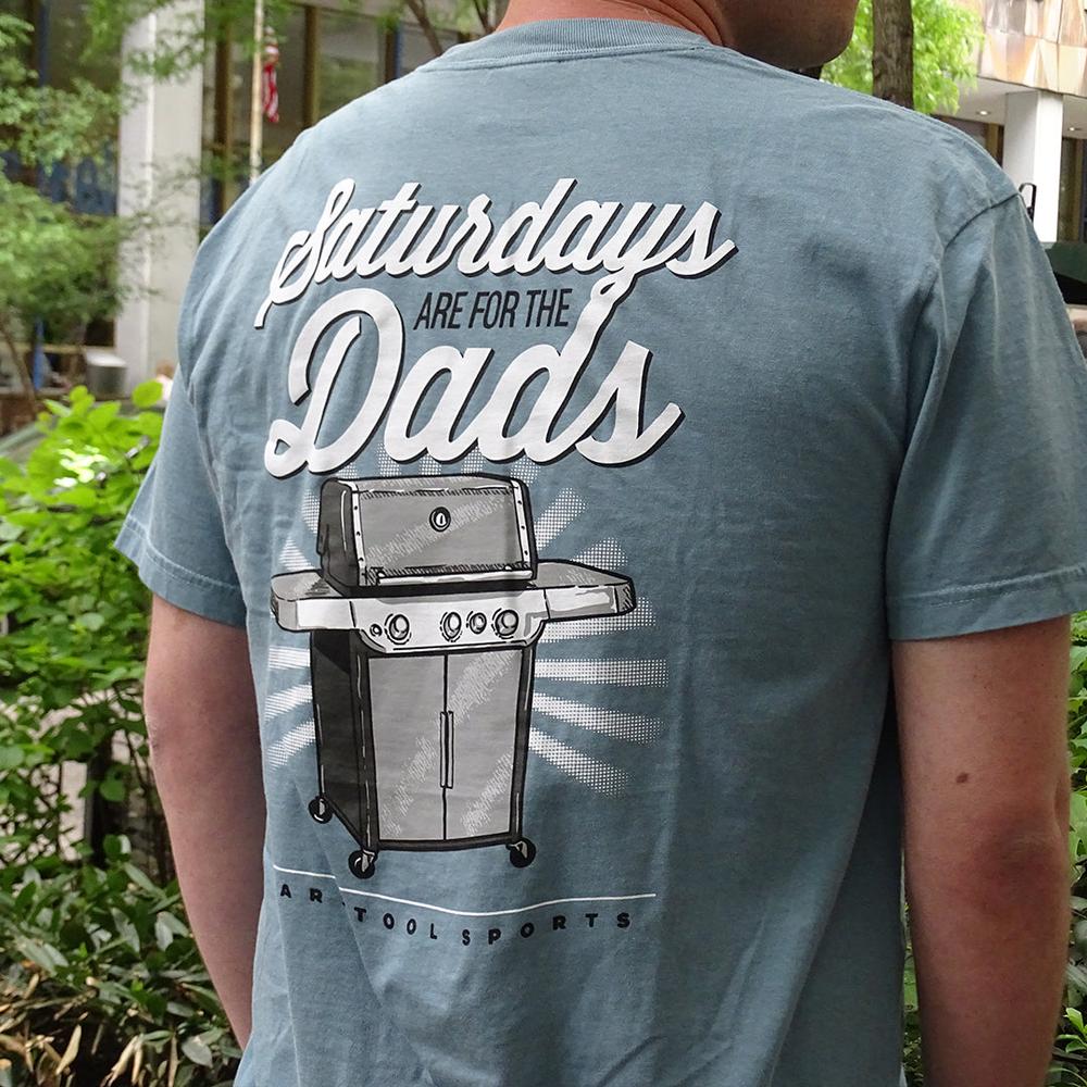 OLD ROW Men's Tees Saturdays Are For The Dads Grill Graphic Pocket Tee