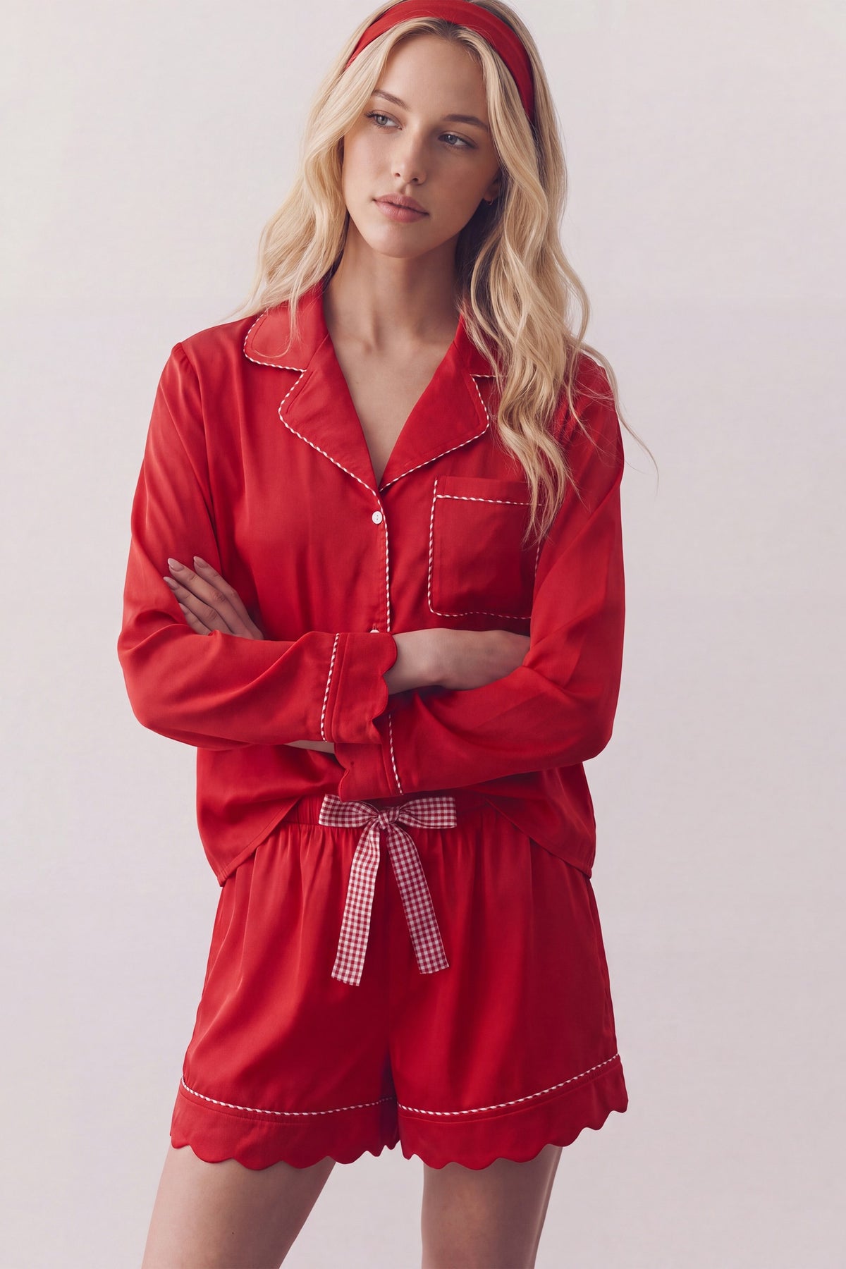 PEACH LOVE Women's Set Gingham Piping Detailed Scallop Edge Satin Pajama Set
