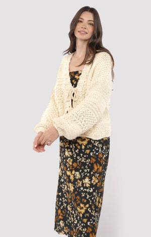 SADIE AND SAGE Women's Sweaters Iggy Chunky Tie Front Hand Knit Cardigan