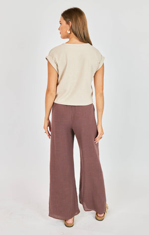 SADIE AND SAGE Women's Top Sadie And Sage Locket Cuffed Sleeve Tee