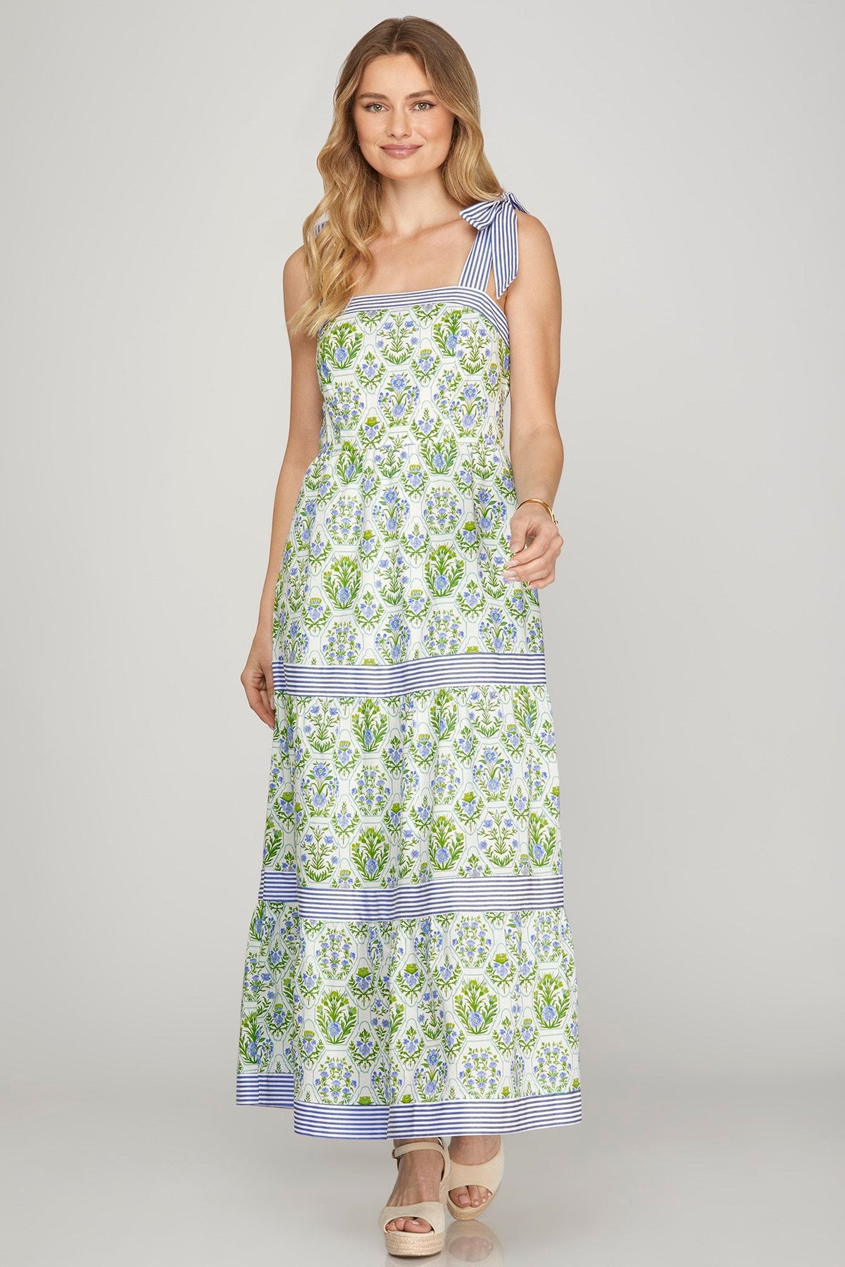 SHE AND SKY Women's Dresses Sleeveless Contrast Woven Print Tiered Maxi Dress