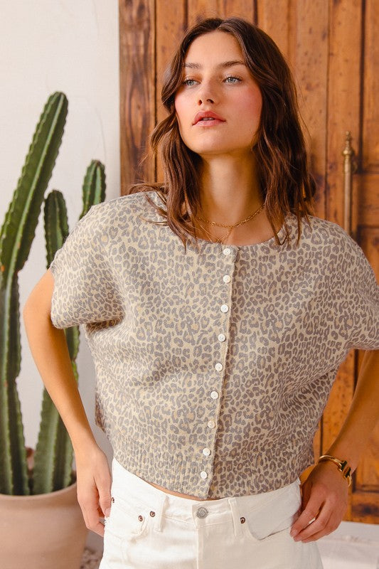 SO ME Women's Sweaters Vintage Leopard Print Button Front Sweater Vest Top