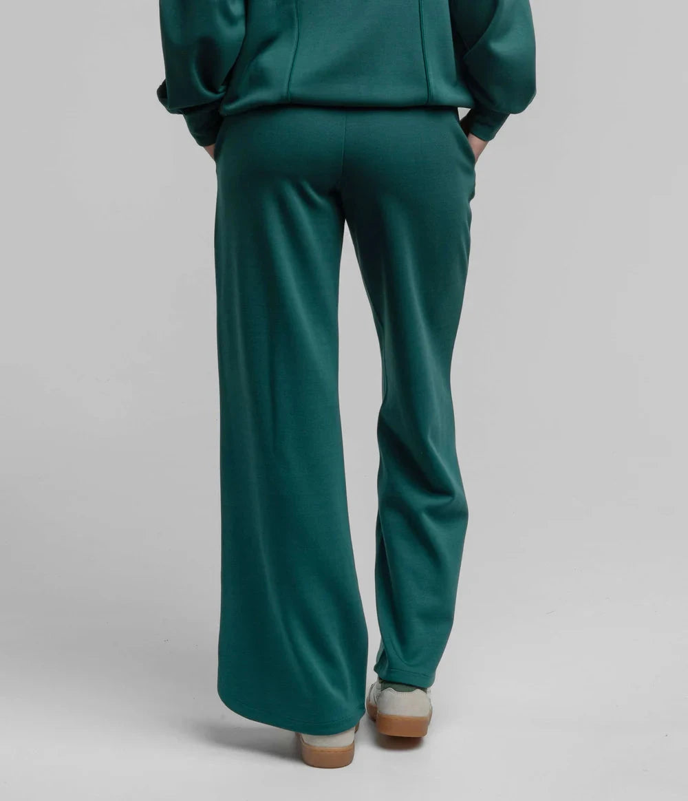 SOUTHERN SHIRT CO. Women's Pants Southern Shirt AstroKnit Performance Pants - Jasper