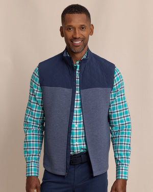 SOUTHERN TIDE Men's Outerwear Southern Tide Waterfront Quilted Vest