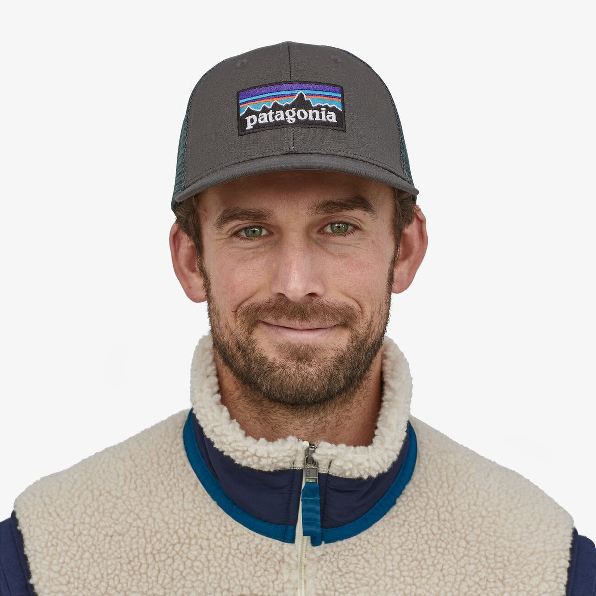 PATAGONIA Men's Hats Patagonia P-6 Logo Trucker Hat || David's Clothing